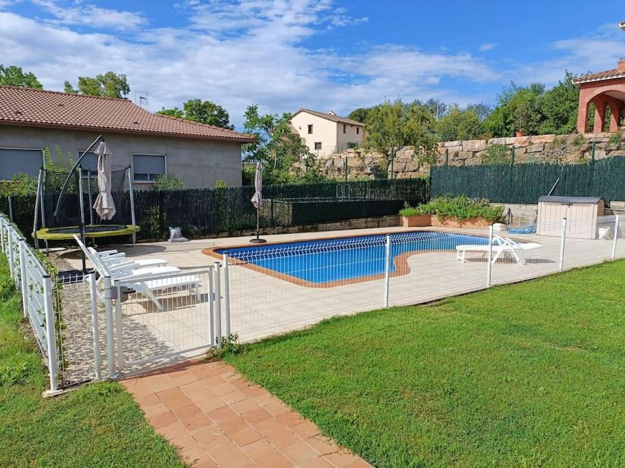 Casa Con Jardin Y Piscina Privada. Villa Santa Eulalia de Ronsaná Eksteriør bilde